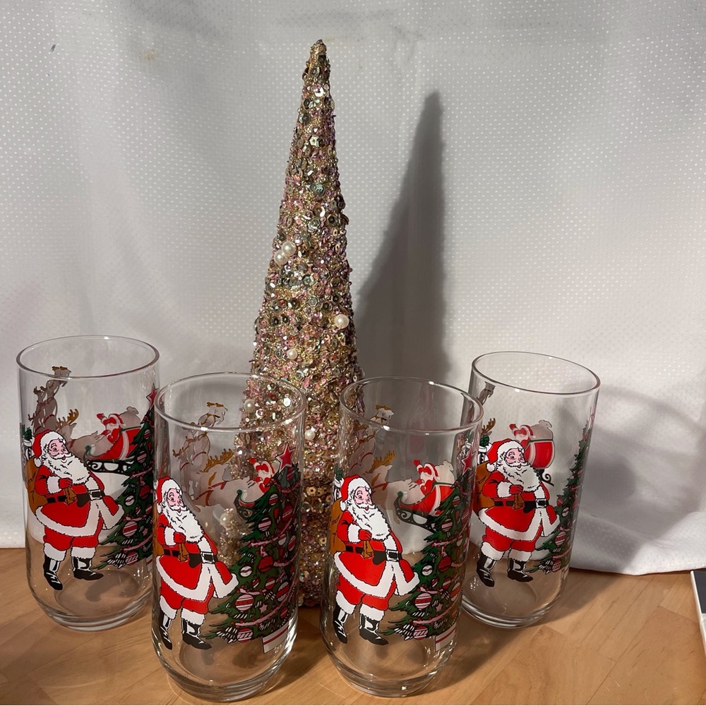Luminarc Santa & Sleigh Vintage Glasses 4